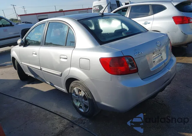 KNADH4A35B6850875: 43328328