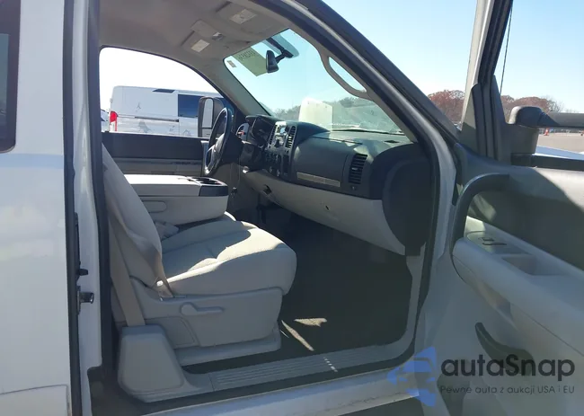 1GCEK19J98Z219628: 43328536