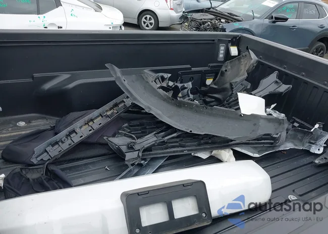 3TMBZ5DN5PM039482: 43328656