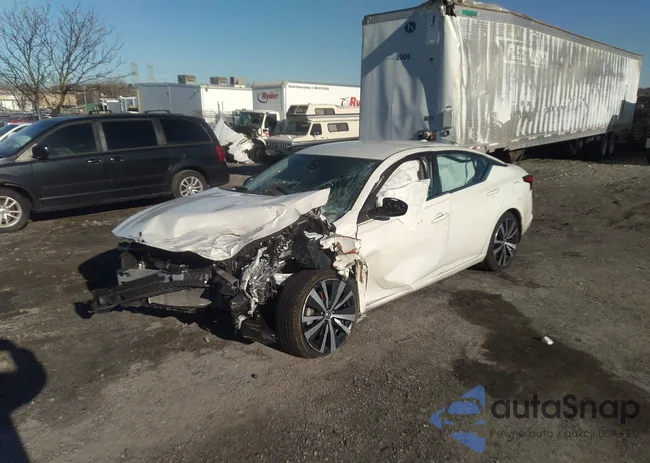 1N4BL4CW4LC100019: 43328687