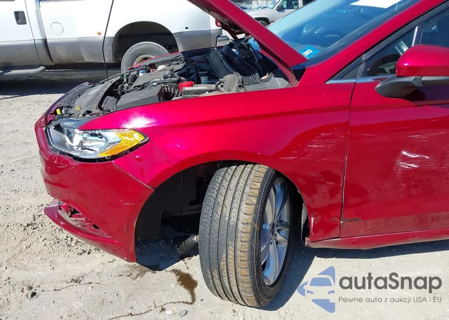 3FA6P0HD6JR142647: 43329718