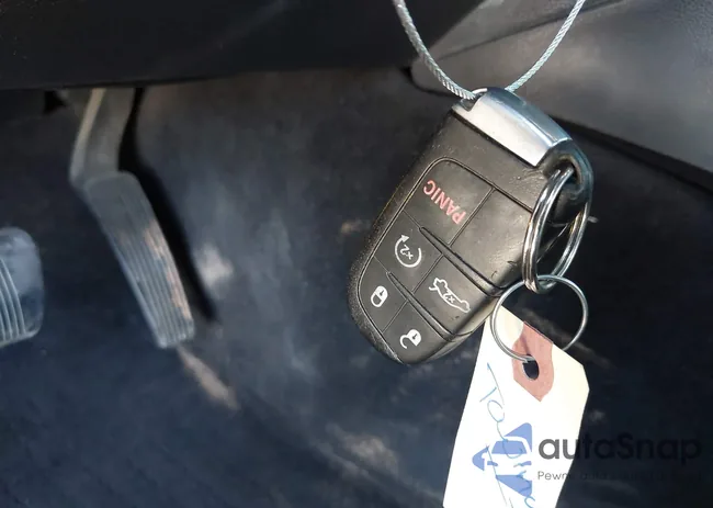 2C3CCAGGXEH374510: 43329759