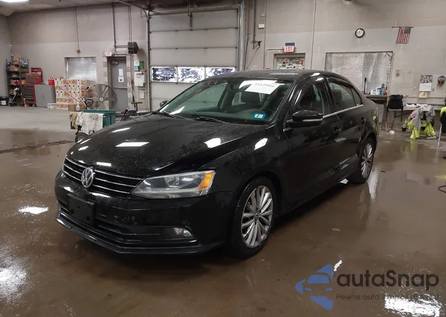 3VWD17AJ1FM319831: 43329916