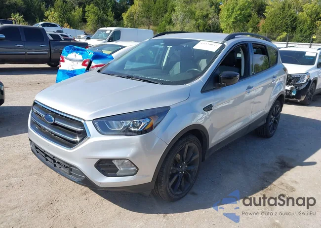 1FMCU0GD8KUC06345: 43330032