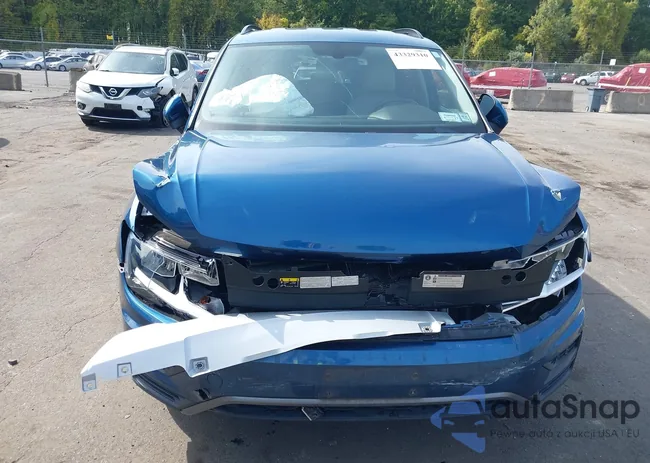 3VV2B7AX1KM058093: 43329310