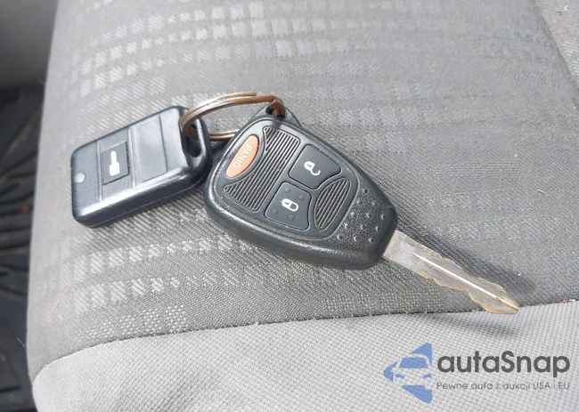 1B3HB48B97D258936: 43329420