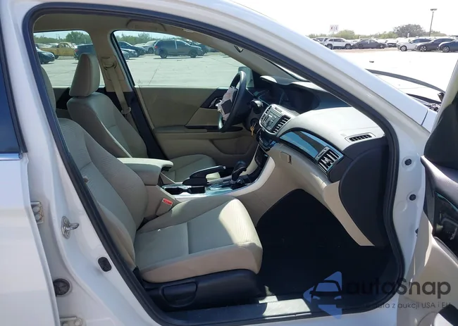 1HGCR2F30GA069907: 43329491