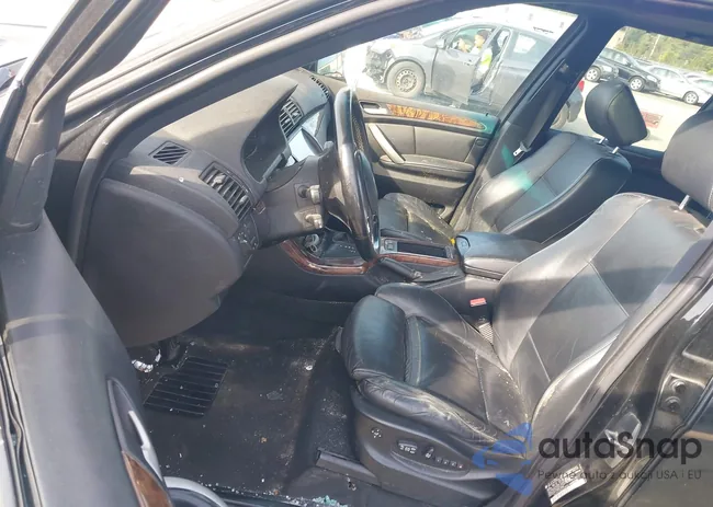 5UXFB33583LH45225: 43329524