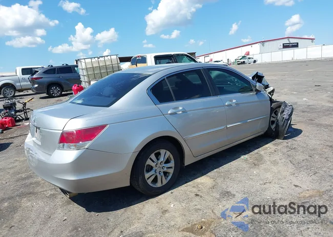 1HGCP2F48AA160350: 43329603