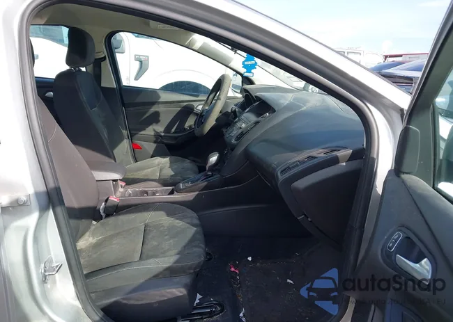 1FADP3F23JL321544: 43330767