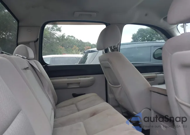 3GCRKSE34AG272077: 43330774