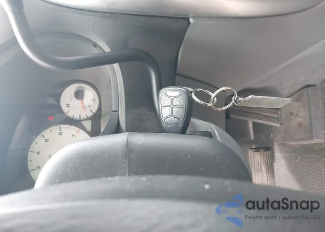 2D4GP44L64R516111: 43330877