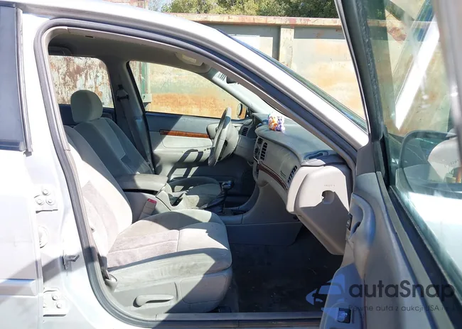 2G1WH52K849459764: 43330928