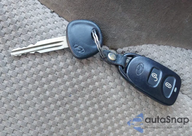 KM8JN12D88U823609: 43331072