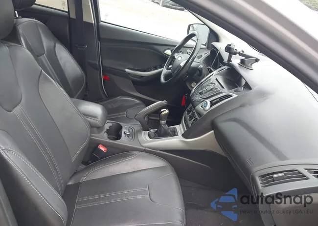 1FADP3K20DL360926: 43331118