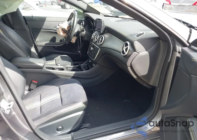 WDDSJ4EB1EN027814: 43331242