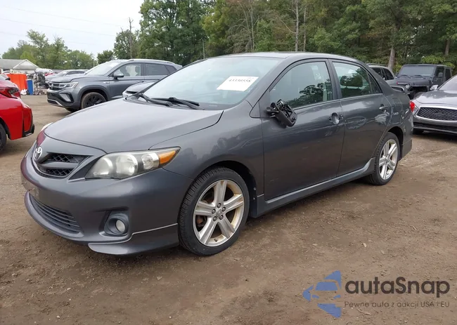 2T1BU4EE8DC015897: 43330558