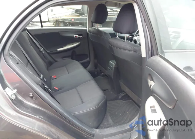 2T1BU4EE8DC015897: 43330558