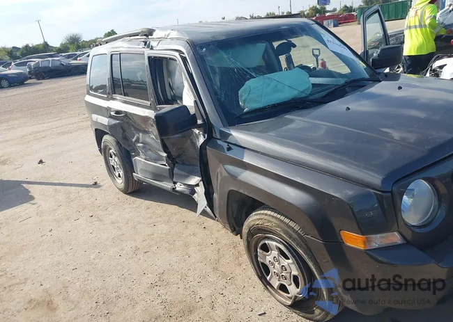 1C4NJPBA9HD211445: 43330569