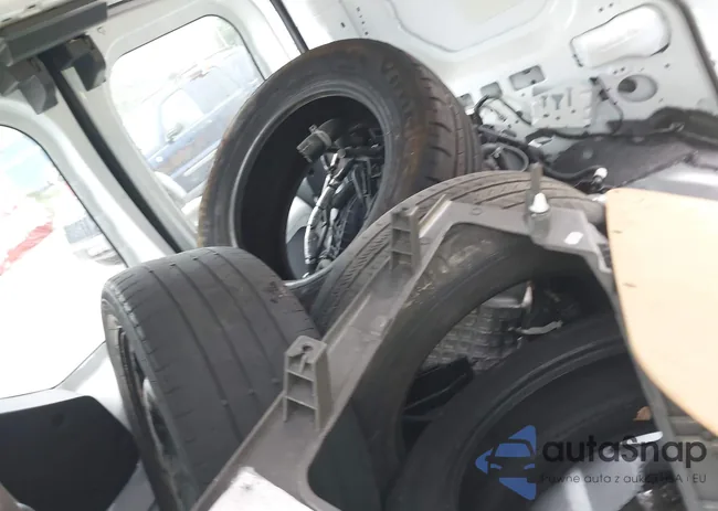 NM0LS6E27L1478352: 43331839