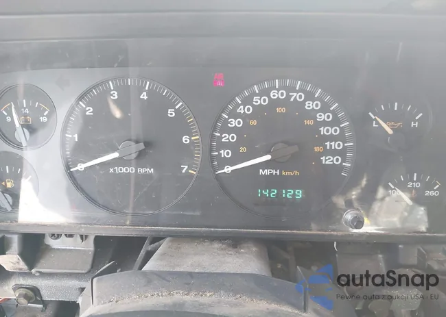 1J4GX48S02C301872: 43332011