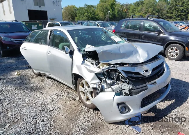 2T1BU4EE2DC065243: 43332048