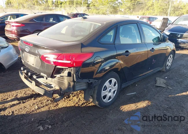 1FADP3E2XGL202271: 43331354