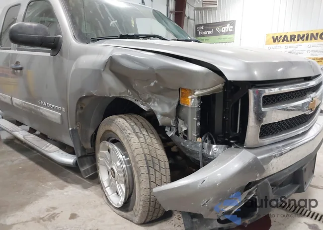 2GCEK190081206363: 43331361