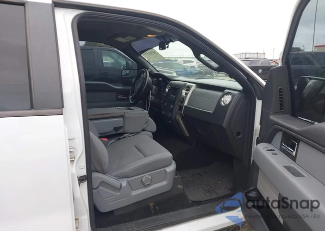 1FTFW1CF8EKG41164: 43331371