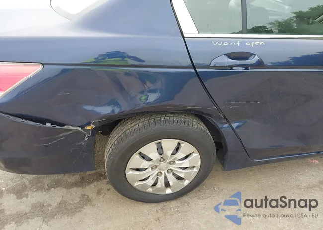 1HGCP2F32BA079577: 43331573