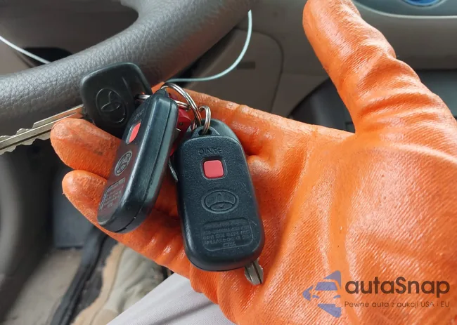 4T1BE32K75U504342: 43332780