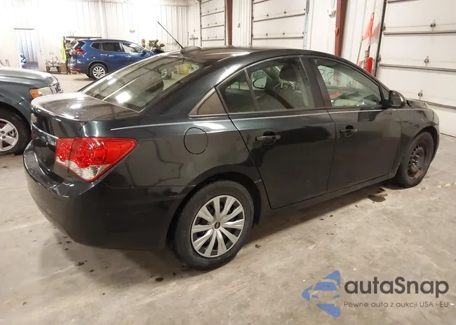 1G1PA5SH1F7141261: 43332999