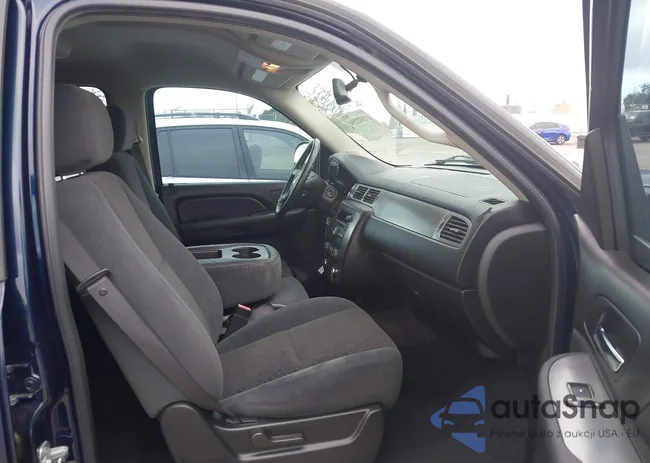 1GNFC13C57R428771: 43332294