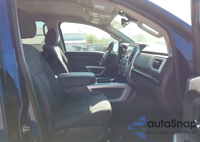 1N6AA1ED3MN504230: 43332313