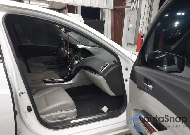 19UUB2F56FA021613: 43332322