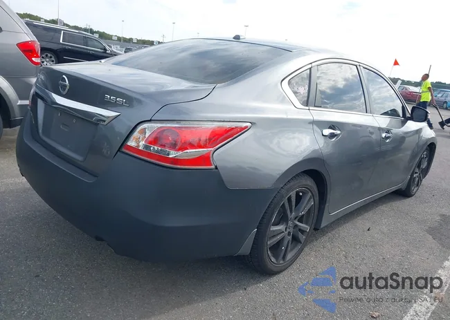 1N4BL3AP2FC153375: 43332434