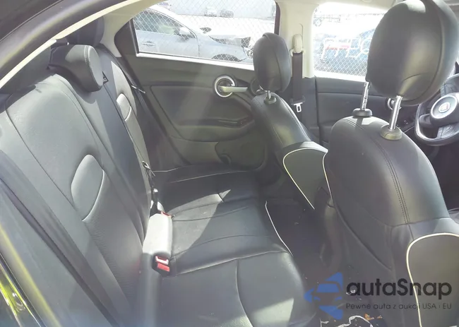 ZFBCFYDB6HP574792: 43332477