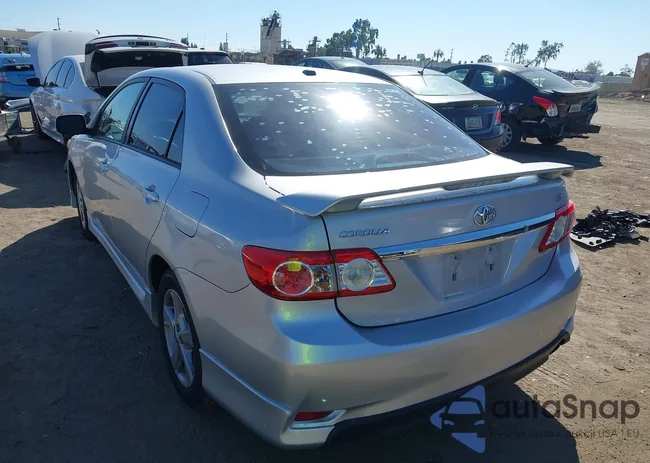 2T1BU4EE4BC606998: 43332520