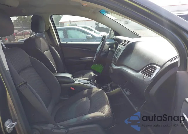 3C4PDCABXHT560045: 43332641