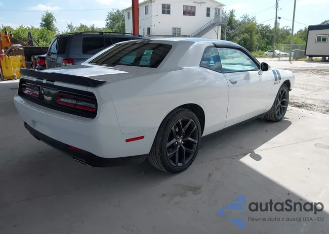 2C3CDZAG0PH694197: 43332689