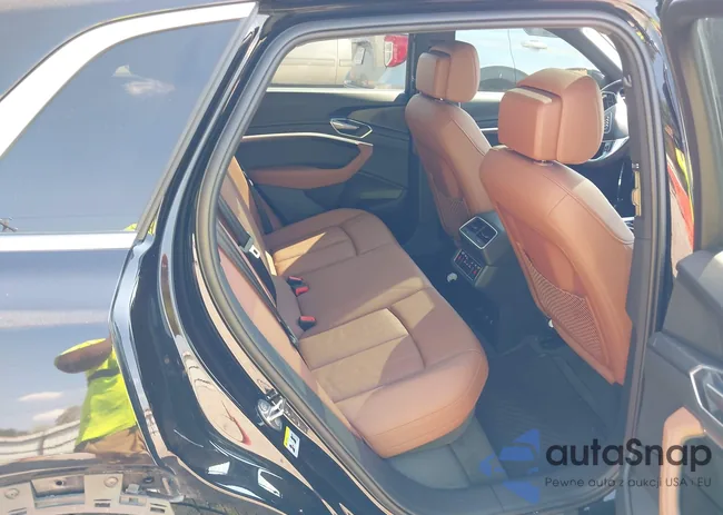 WA1AAAGE0NB013541: 43333768