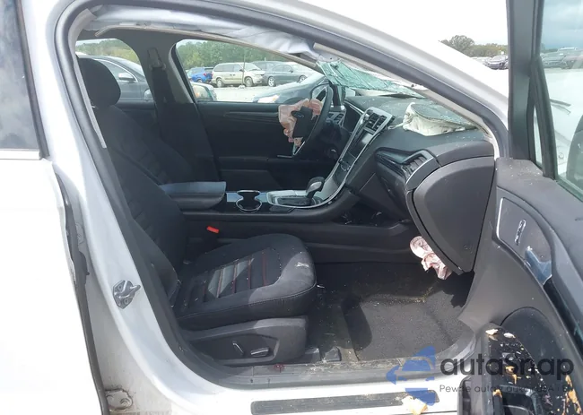 3FA6P0H98FR170937: 43333790