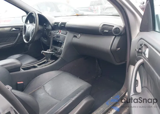 WDBRF64J62F146123: 43333814