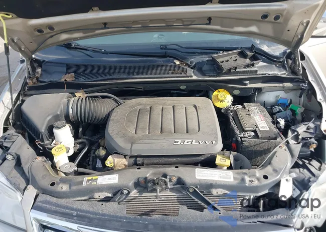 2C4RC1GGXER234280: 43333875