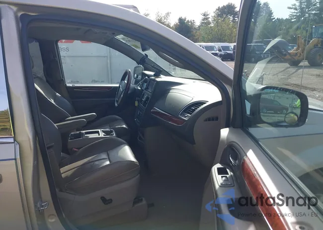 2C4RC1GGXER234280: 43333875