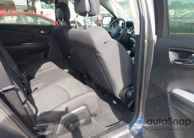 3C4PDCBG8CT332984: 43333885