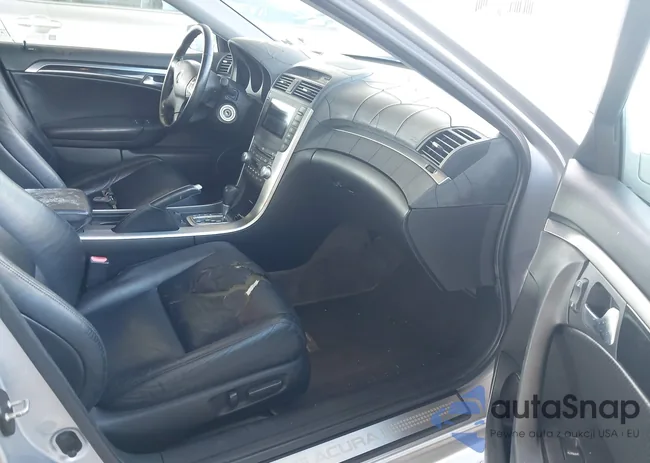 19UUA66274A060563: 43333908