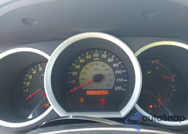 3TMLU4EN3BM058133: 43333939