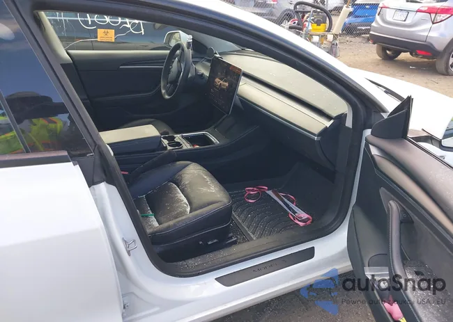 5YJ3E1EA1PF492555: 43334011