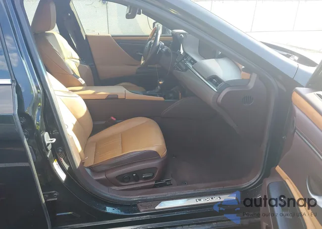 58ABZ1B18KU005201: 43334081